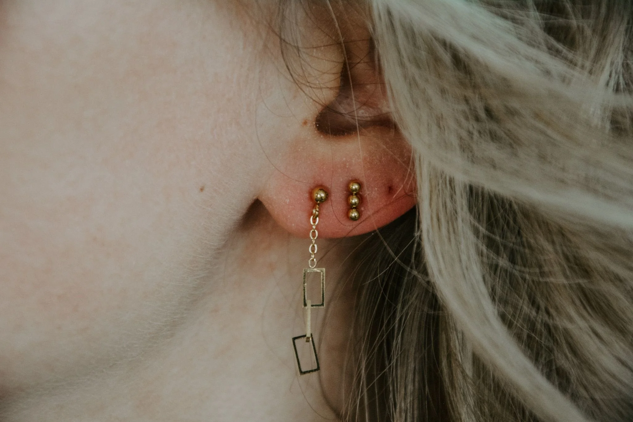 3 Dots - Studs - Oorbellen - Stainless Steel - Image 4