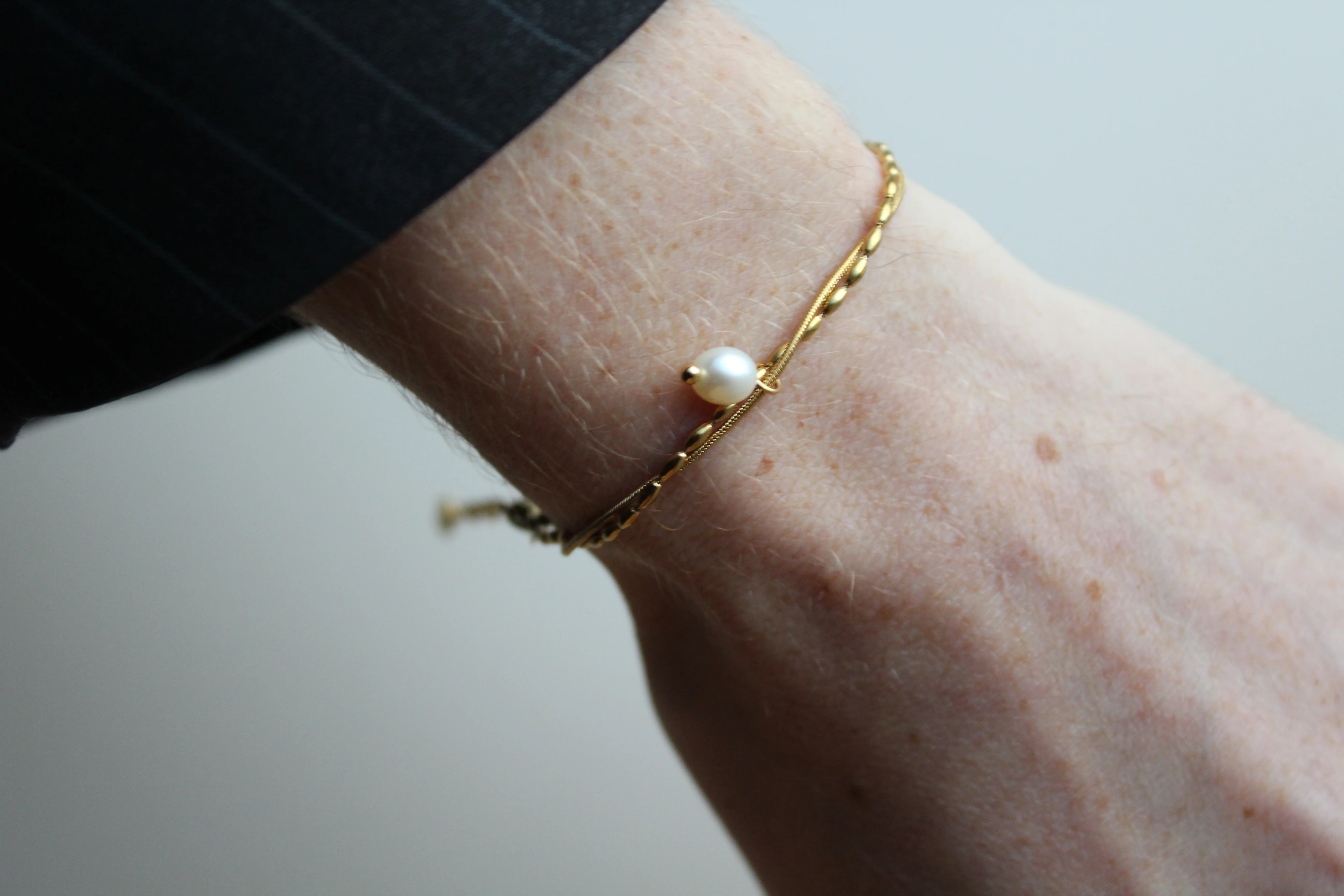 Minimalistic Pearl - Armband - Stainless Steel - Image 2