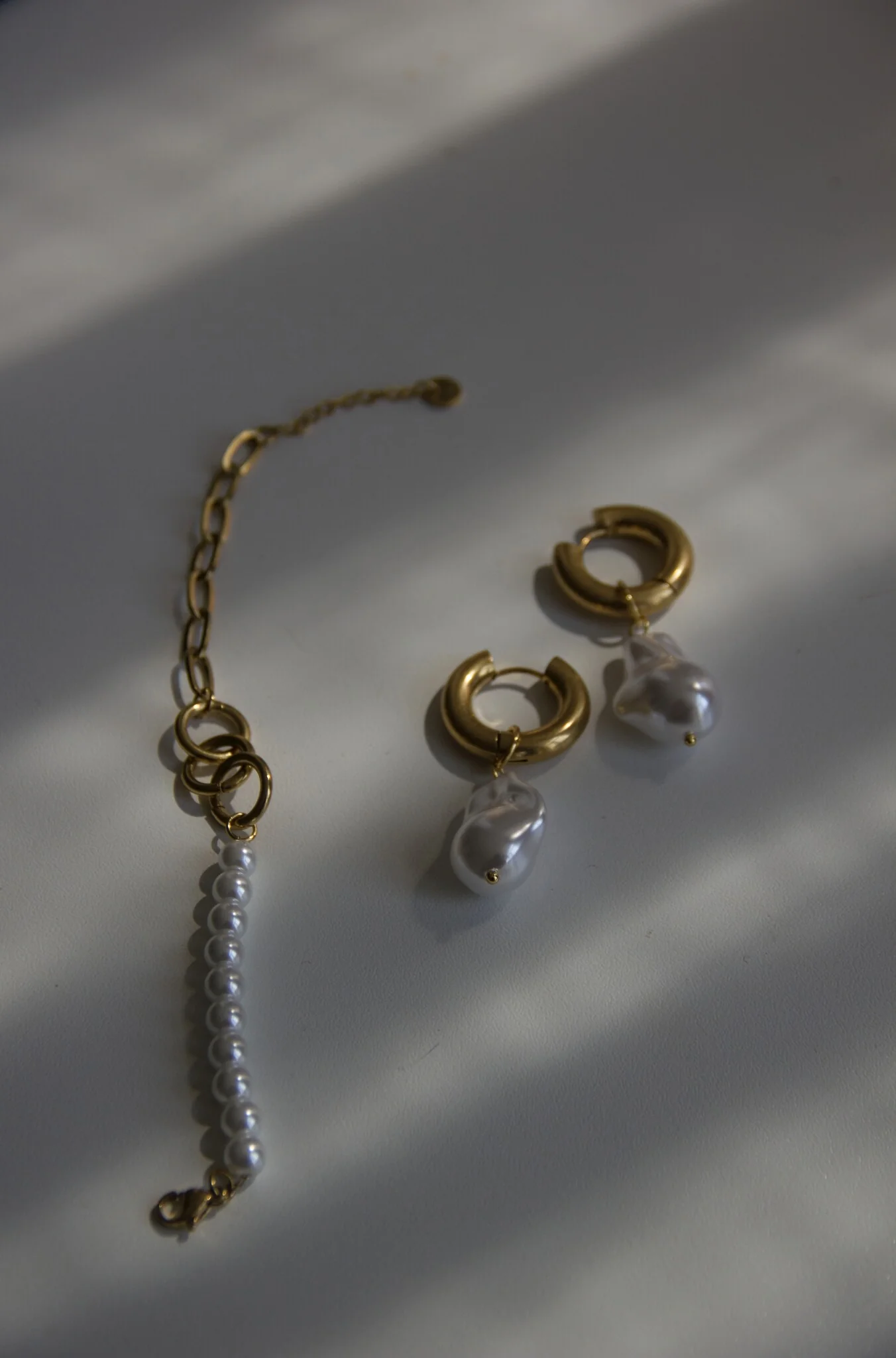 Pearls & Chains - Armband - Stainless Steel - Image 4